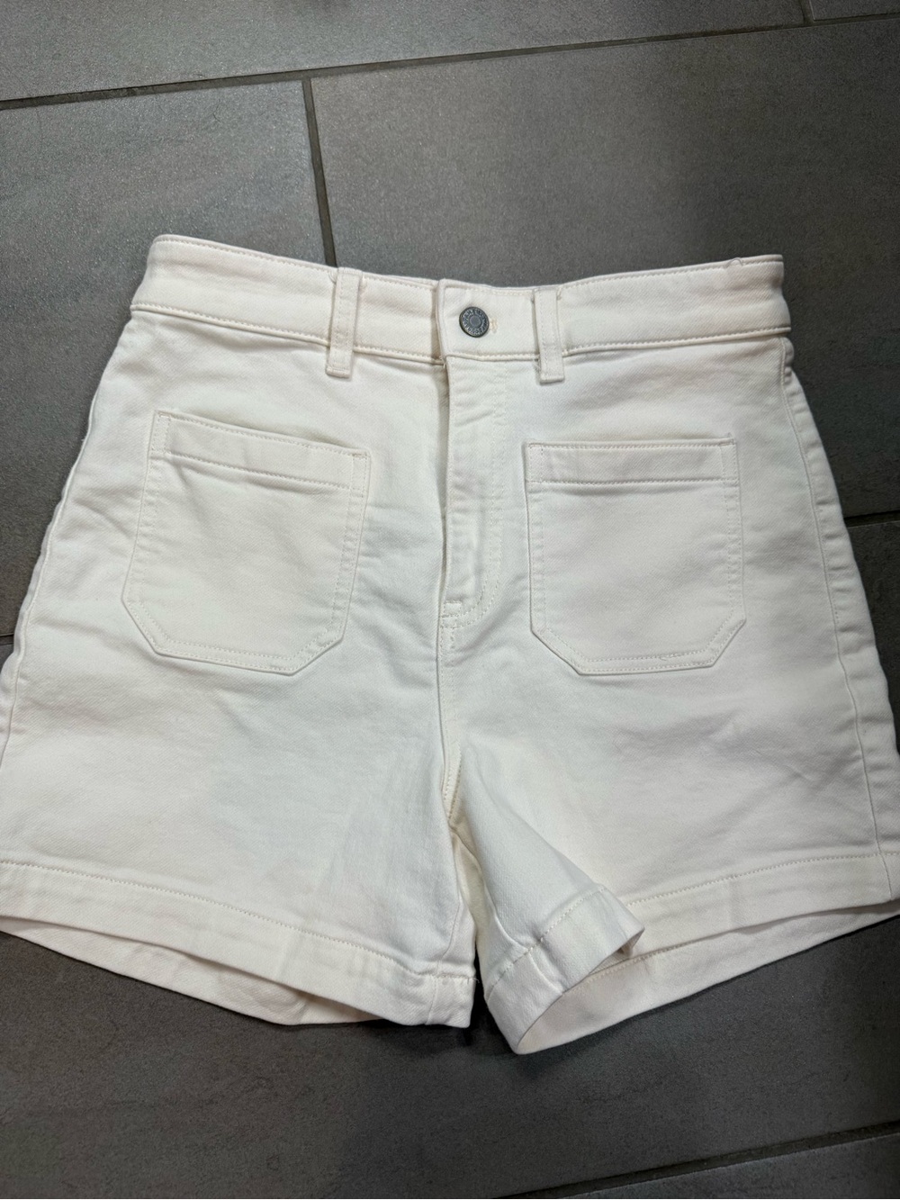 Faherty size 26 cream -Rise White Women's Shorts